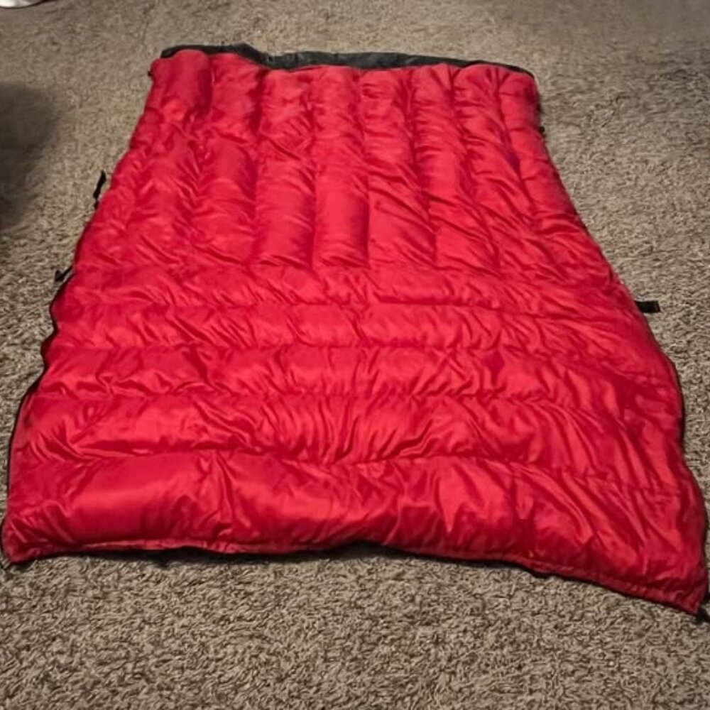 UGQ Youth Bandit Quilt Red/Black